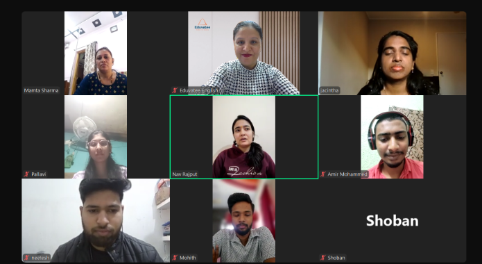 Students practising speaking in a live EDUVATEE batch